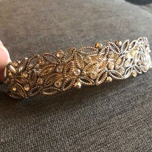 Silver sparkly hair clip for thick hair!